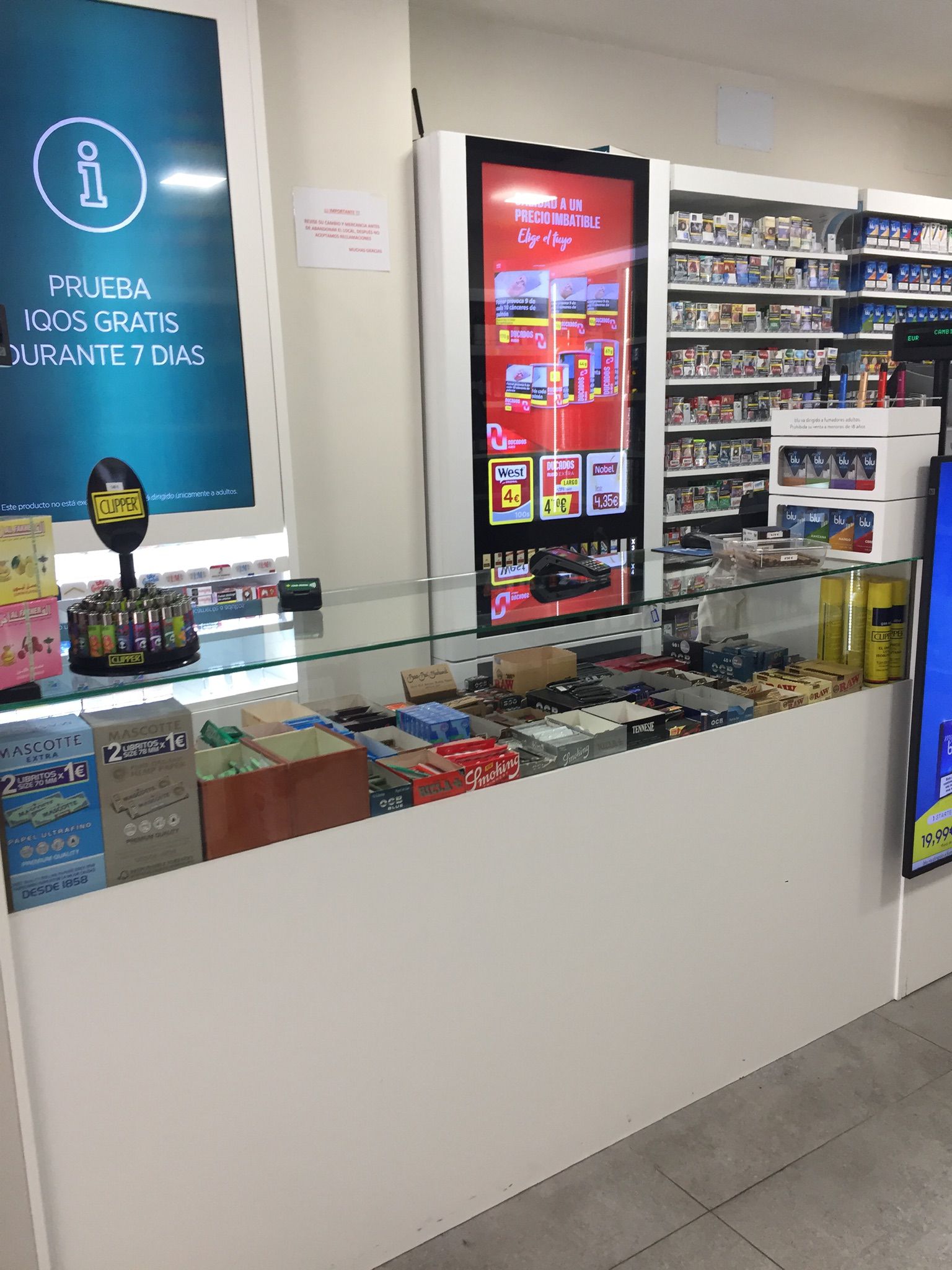 Foto del interior del estanco